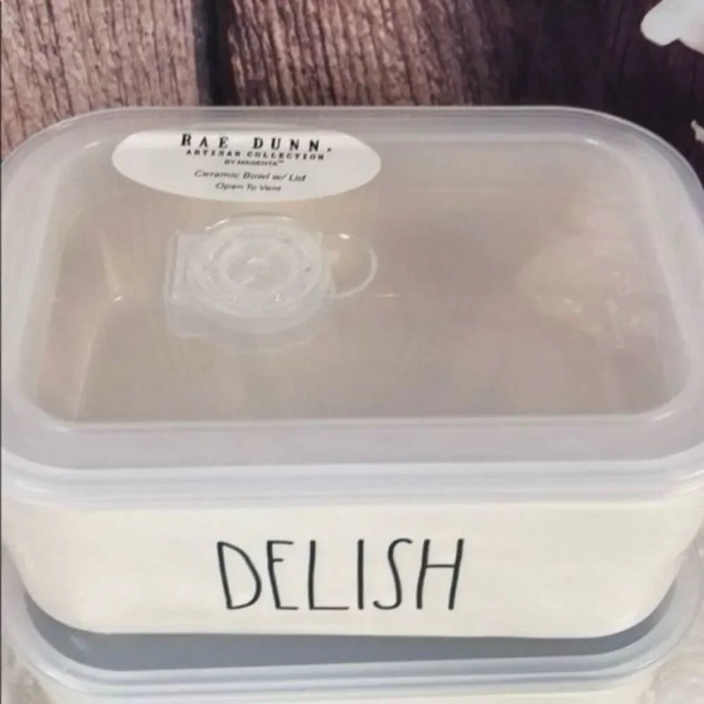 NWT Gorgeous Rae Dunn 2 pcs Lunch & Delish Ceramic Containers Set w/ Vented Lid